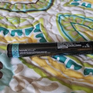 ❤FREE WITH BUNDLE Marcelle mascara